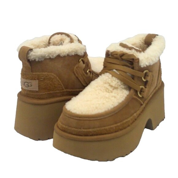 UGG Women's Classic New Heights Genuine Shearling Lace-Up Bootie  Size 9 - Picture 1 of 8